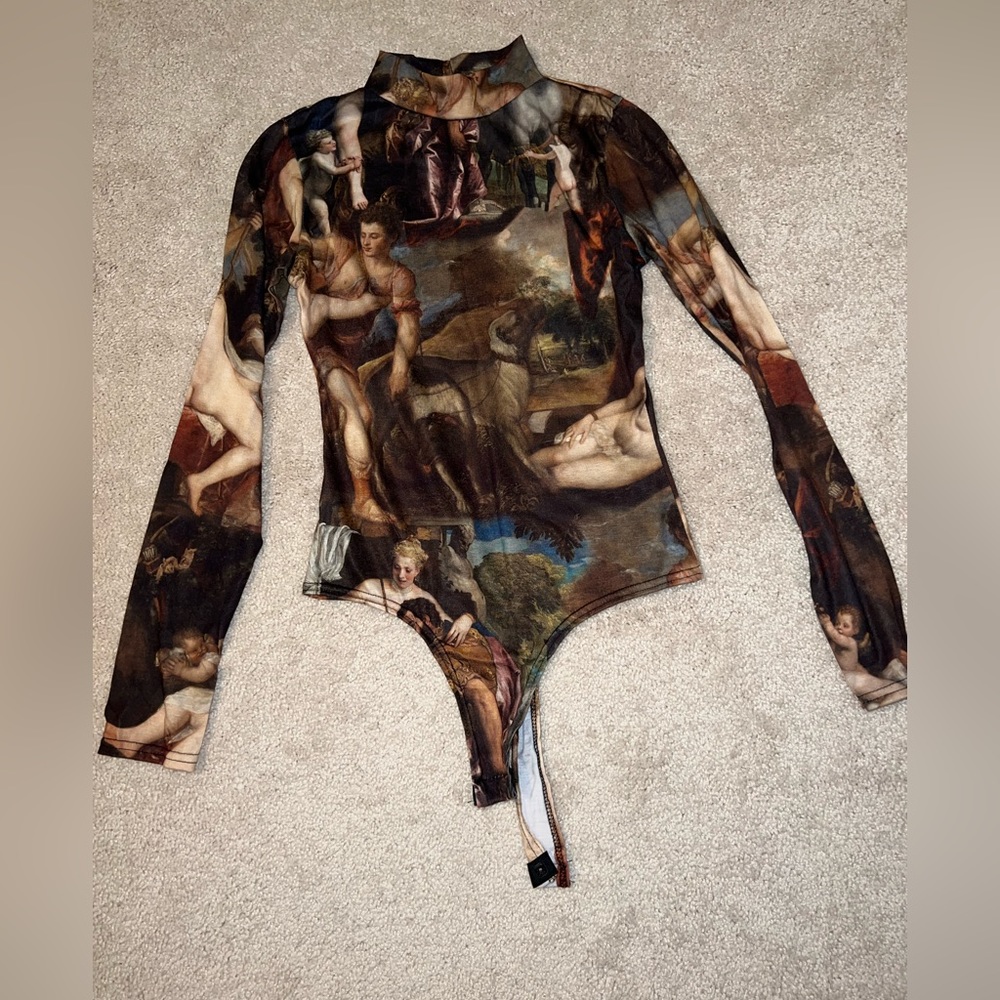 Renaissance bodysuit thong snap  closure